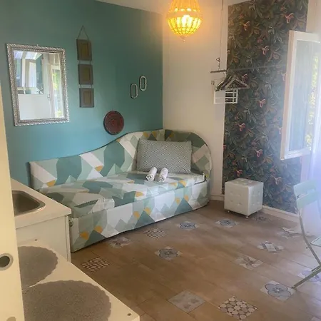 Riad Rooms *