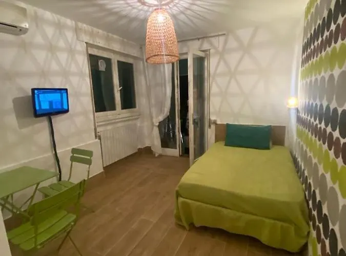 Riad Rooms Bed & Breakfast 3*